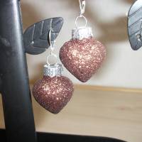 Weihnachtskugel-Ohrringe, Christbaumkugeln, Weihnachtskugeln, Ohrringe Herzen braun glitzer Bild 1