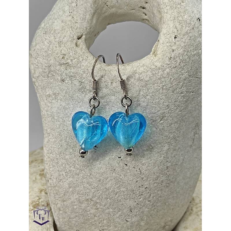 Süßer Ohrschmuck mit blauem Herzanhänger aus Lampwork Glas nach Wunsch an Ohrhänger oder Ohrstecker Bild 1