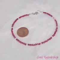 Zierliches pink/beerenfarbenes Achat Armband mit Silberkügelchen Bild 4