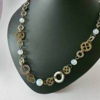 Steampunk Collier Kette aus Opal Perlen / Upcycling Schmuck aus Muttern und Unterlegscheiben/ Handgemachtes Unikat Bild 2