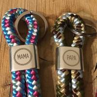 Hübsche Segelseil-Schlüsselanhänger „Mama, Papa, Oma und Opa“ Bild 2