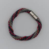Armband, Häkelarmband, silber, grau, koralle, Länge 21 cm, Glasperlen gehäkelt, Perlenarmband, Schmuck Bild 2