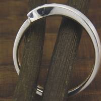 Schmaler Ring aus Silber 925/- mit drei Zirkonia, Irisblatt Bild 4