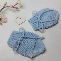 Baby Handschuhe - Erstlingshandschuhe -  handgestrickt -  Farbe hellblau Bild 3