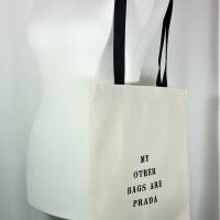 Einkaufstasche "Prada",  wenn die "echte" mal zu Hause bleibt....bestickte Tasche Bild 2