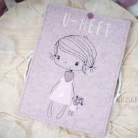Einsteckhülle für das U-Heft aus Wollfilz - Little Girl - personalisierbar Bild 1