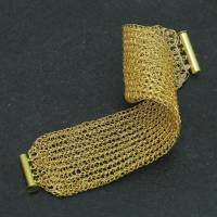 24ct vergoldetes Armband - gehäkeltes breites und faszinierendes Armband aus Gold-Draht - 1.400 Häkelmaschen Bild 6