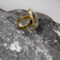 Biene goldfarbe   Ring  rund mit Glascabochon Bild 2