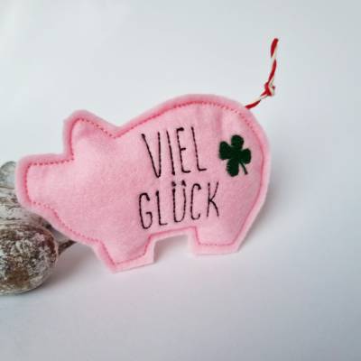 Rosa Glücksschweinchen aus Filz "VIEL GLÜCK - Klee" von he-ART by helen hesse