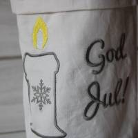 Lichtbeutel, Stoffhülle, Weihnachten, bestickt mit einer Kerze "God jul" Bild 3