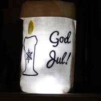 Lichtbeutel, Stoffhülle, Weihnachten, bestickt mit einer Kerze "God jul" Bild 4
