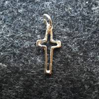 Zierliches Kreuz aus 999 Silber, Geschenk für Kommunion, Firmung oder Konfirmation Bild 6