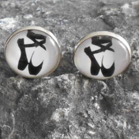 Ballettschuhe Cabochon Ohrstecker silber 18 mm – Eleganter Schmuck für Ballettfans
