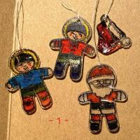 Weihnachten: Geschenkeanhänger, gestempelt auf Shrinkfolie mit dem Lebkuchenmann  von Stampin up Bild 1