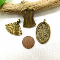 3 Messing- oder Bronze Anhänger aus Ghana - handgemachte afrikanische Anhänger - ethnisches Schmuckzubehör Bild 2