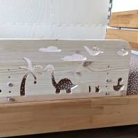 Rausfallschutz aus Holz mit DINOS Motiv , Bettgitter für Kinderbett (60 cm breit) Bild 7