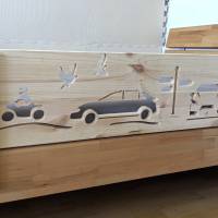 Rausfallschutz aus Holz mit AUTOS Motiv , Bettgitter für Kinderbett (100 cm breit) Bild 1