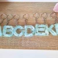 Handgemachte Buchstaben Schlüsselanhänger mit Rauchoptik aus Resin/ Epoxid Bild 2