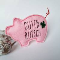 Rosa Glücksschweinchen aus Filz "GUTEN RUTSCH - Klee" von he-ART by helen hesse Bild 1