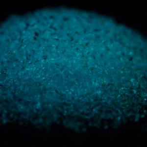Toho Seed Beads 11/0 Glow In The Dark - Crystal/Glow Blue Bild 3