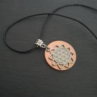Blume des Lebens Collier Kette zum Gravieren / Ornament Lebensblume Halskette /Geschenkidee Bild 6