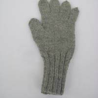 Fingerhandschuhe handgestrickt in Hellgrau  Größe S ➜ Bild 3