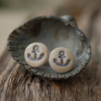 Keramikschmuck echt Silber- Ohrstecker mit Anker oder Seepferdchen, maritime Ohrringe für Frauen Bild 1