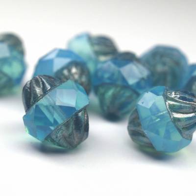 4 Stück Glasperlen 11x10mm Turbine | Milky Aquamarine Silver Luster