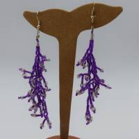filigrane Ohrhänger in violett und transparent, aus Glasperlen gefädelt, Ohrringe, Ohrschmuck, Schmuck Bild 1