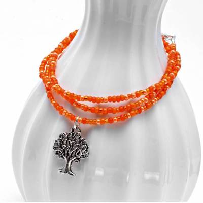 Glasperlen Wickelarmband in Orange . Armband mit Lebensbaum Anhänger . Herbst Outfit . Spiritueller Schmuck . Baum des Lebens