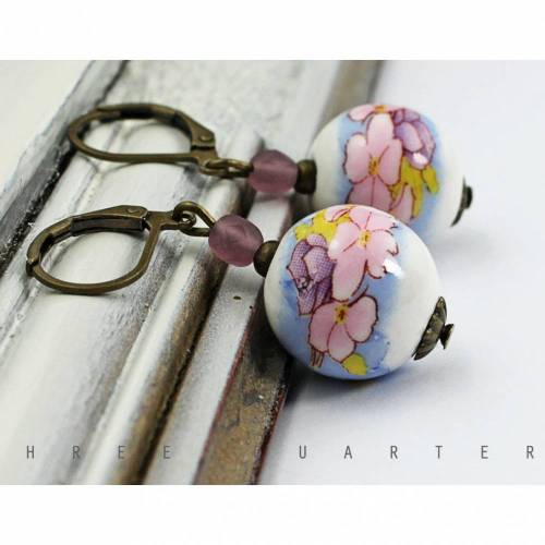 Ohrringe, Japan, Kirschblüten, lila, weiß, Porzellan, Blüten, stylisch, nostalgisch, retro, antik, bronze, vintage, Perlen, violett