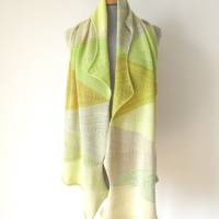 Raffinierter Schal mit Farbverlauf in Grün-Beige-Gelb, gestricktes Tuch aus Merino-Mix, Designer Stola Unikat Bild 10