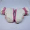Babyschuhe, weiß mit rosa und kleinem Teddybär, Fußlänge 9 cm, die Schuhsohlen sind rosa, kuschelweiche Babywolle Bild 4