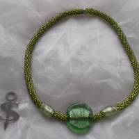 Kette  *BIG GREEN SILVER* metallic grün  gehäkelte Halskette Perlenkette Glasperlen Rocailles Bild 2