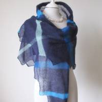 Blaues Dreieckstuch Schultertuch aus Mohair, Stricktuch mit Streifen, leichtes Sommertuch, zartes Umschlagtuch, weich Bild 6