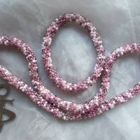 Kette  *SALZ+PFEFFER* rosa/pink  gehäkelte Halskette Perlenkette Glasperlen Rocailles Bild 2