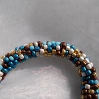 Kette  *SALZ+PFEFFER* hellblau/gold/braun  gehäkelte Halskette Perlenkette Glasperlen Rocailles Bild 1