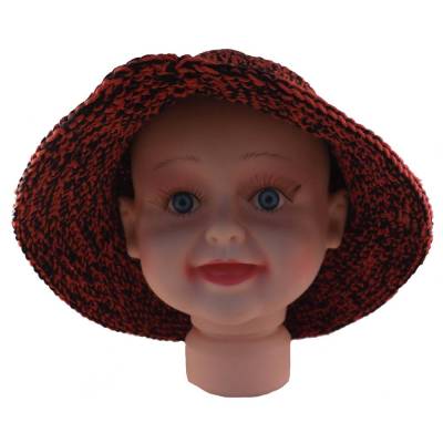 Häkelhut in rot/schwarz