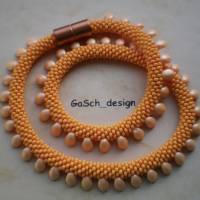 Häkelkette, gehäkelte Perlenkette * Drachenschwanz mag softes Orangeneis Bild 1