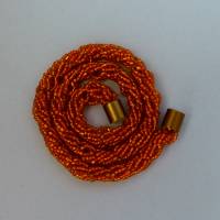 Halskette, Häkelkette in orange, Länge 50 cm, Perlenkette aus Glasperlen gehäkelt, Rocailles, Häkelschmuck Bild 2