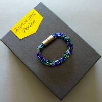 Armband, Häkelarmband grün mit blau und lila, Länge 17,5 cm, Armband aus Perlen + Stiftperlen gehäkelt Bild 2