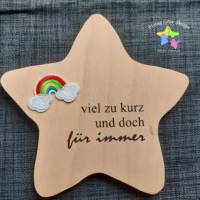 Erinnerung an ein Sternenkind, Geschenk für Sterneneltern, individuelle gestaltetes Trauergeschenk, Naturholz Stern Bild 2