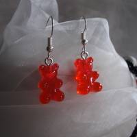 Gummibärchen rot  Ohrhänger aus handgefertigten Resin/ Epoxidharz Perlen in Form von Gummibärchen Bild 2