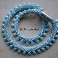 Häkelkette, gehäkelte Perlenkette * Drachenschwanz - pastell türkis Bild 1
