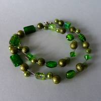 Glasperlenkette 2-fädig gefädelt, flaschengrün - moosgrün, 52 cm, Halskette aus Glasperlen + Acrylperlen, Perlenkette Bild 2