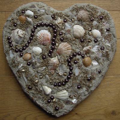 Muschelbild STRANDGUT Collage Geschenk zu Valentinstag Muttertag Herz Herzbild Handarbeit Unikat Badezimmerbild