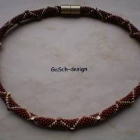 Häkelkette, gehäkelte Perlenkette * Kakao mit Goldschimmer Bild 2