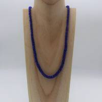 Häkelkette dunkelblau irisierend, Länge 60 cm, Halskette aus Perlen gehäkelt, Perlenkette, Glasperlen, Schmuck Bild 2