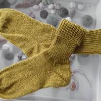 Socken handgestrickt - MOLLIG WARM - Unisex-Socken - Gr. 38/39 - senfgelb Bild 1