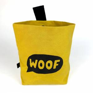 Hunde Leckerlibeutel aus Dry Oilskin mit Magnetverschluss | selbst entworfene Sprüche | Siebdruck | Handmade Bild 4